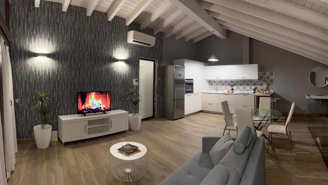 Apartament Miragredos Mombeltrán Zewnętrze zdjęcie